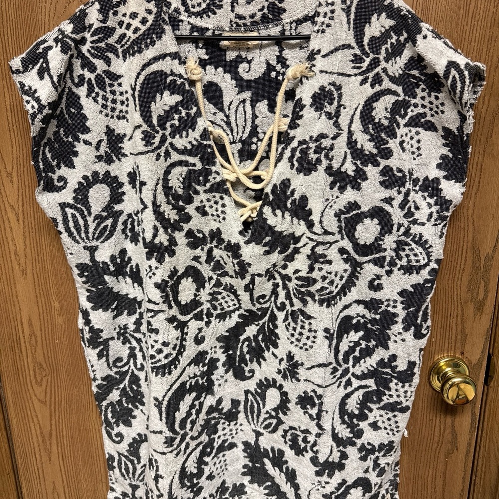 Sand Cloud Women’s Paisley Coverup Poncho One Size Fits All
